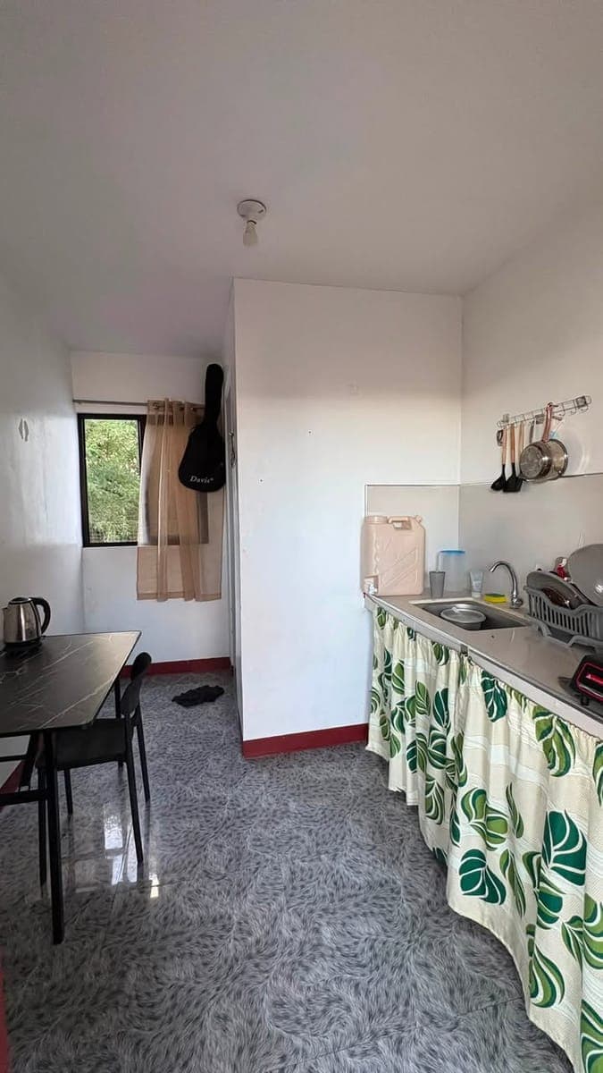 Hello, I am looking for a roommate. - photo 2