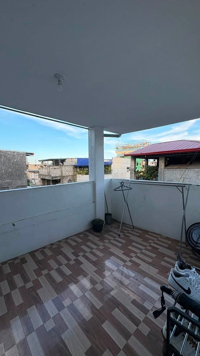 Hello, I am looking for a roommate. - photo 3
