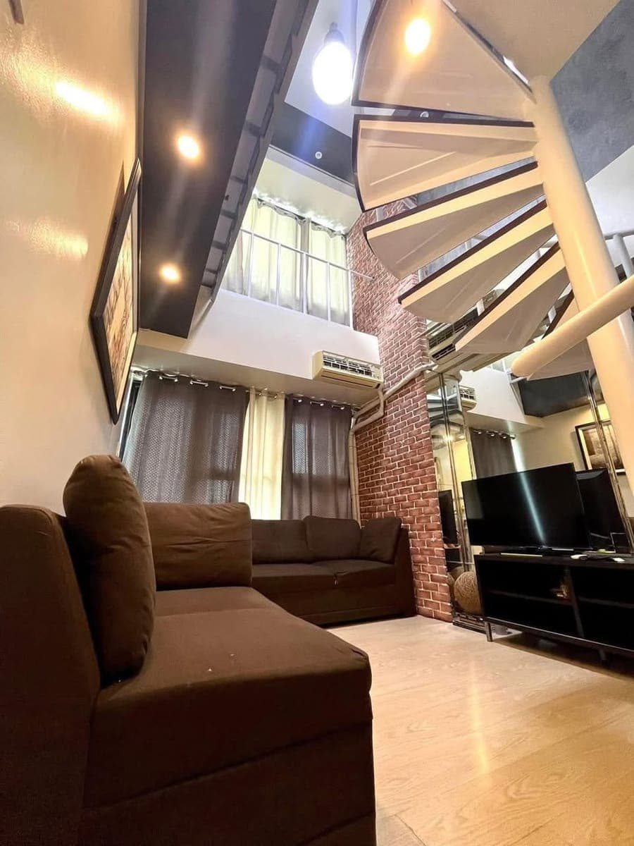 FOR RENT - photo 2
