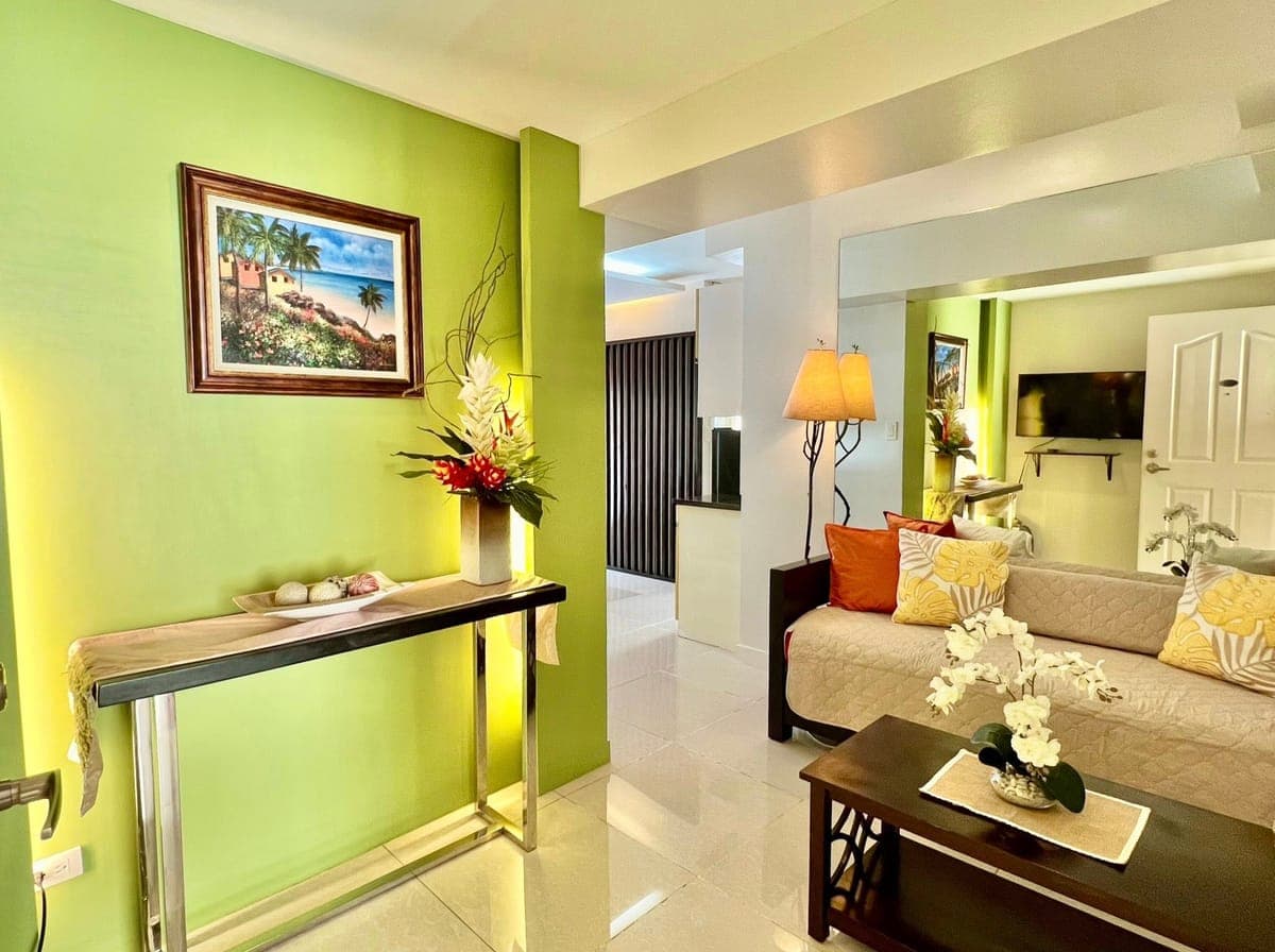 1BR FURNISHED UNIT across Sugbo Mercado it park and 2mins walk to Ayala central bloc - photo 6