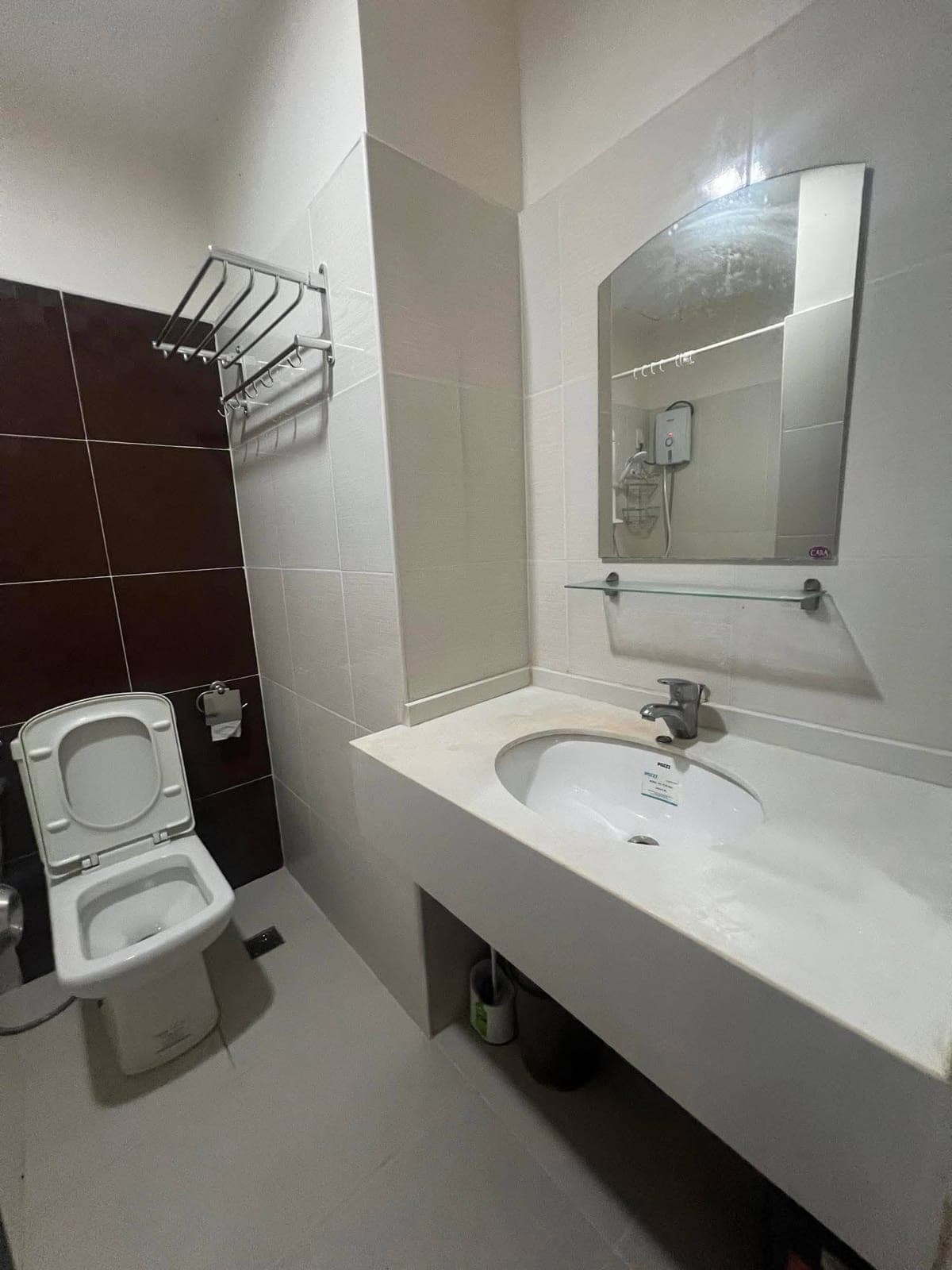 ✨ For Rent Furnished Studio Unit (23sqm) with step-up Balcony  @ Bamboo Bay Community, Hernan Cortes... - photo 1