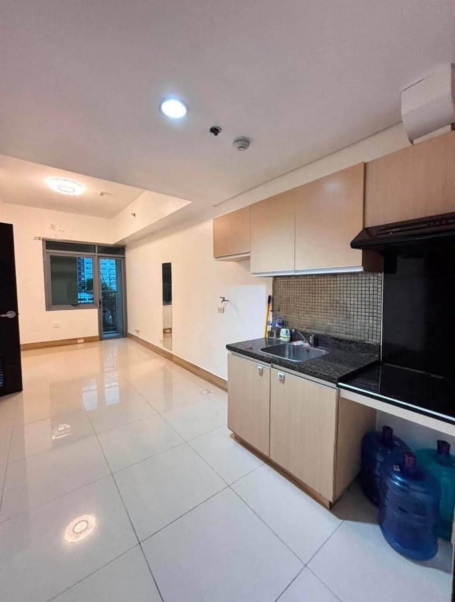 Park West BGC for Rent - photo 2