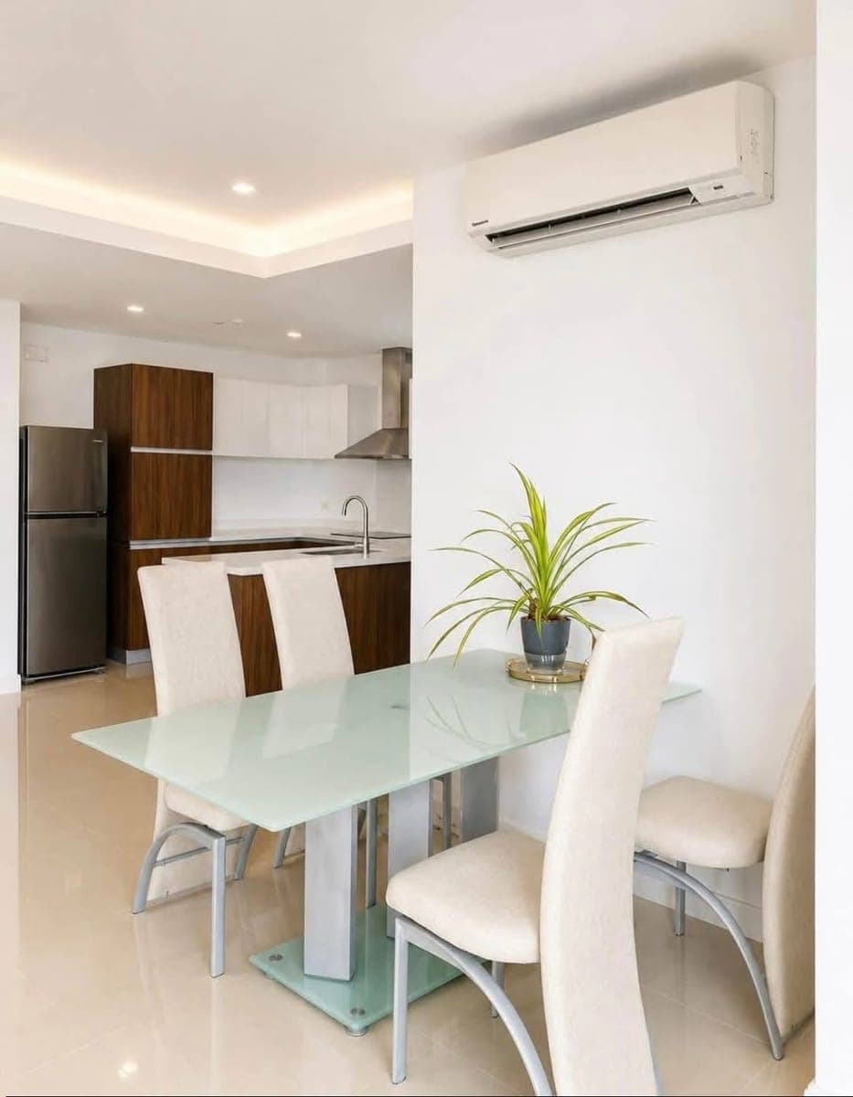 FOR LEASE/RENT in West Gallery Place, BGC near Terra Park - photo 3