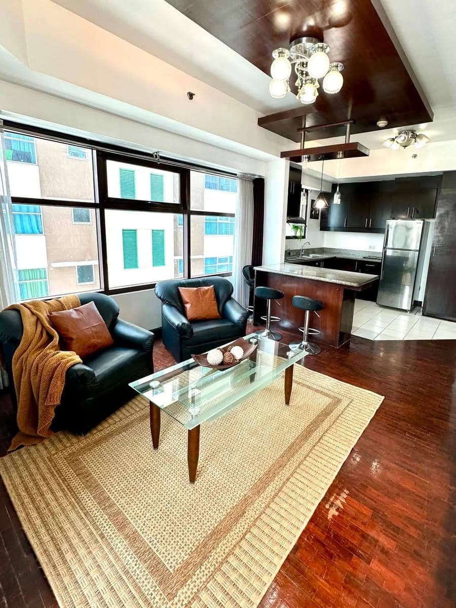 Robinson’s Adriatico Residences - photo 3