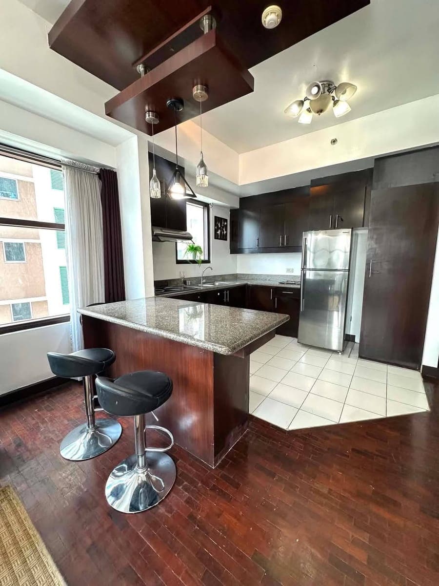 Robinson’s Adriatico Residences - photo 4