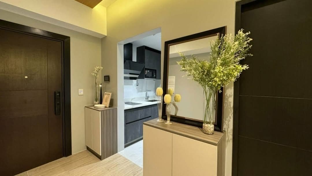 FOR LEASE: Fully Furnished Studio at Uptown Arts Residences, BGC - photo 1