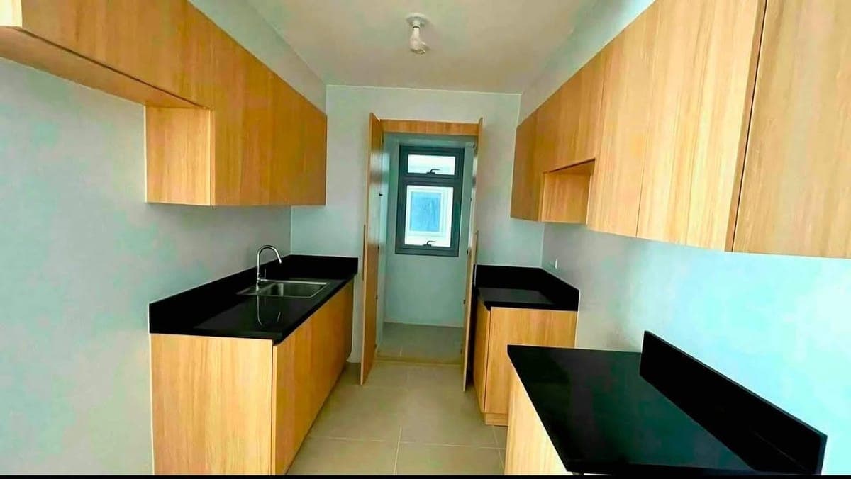 Park Triangle Residences | 1BR Corner Unit - photo 4