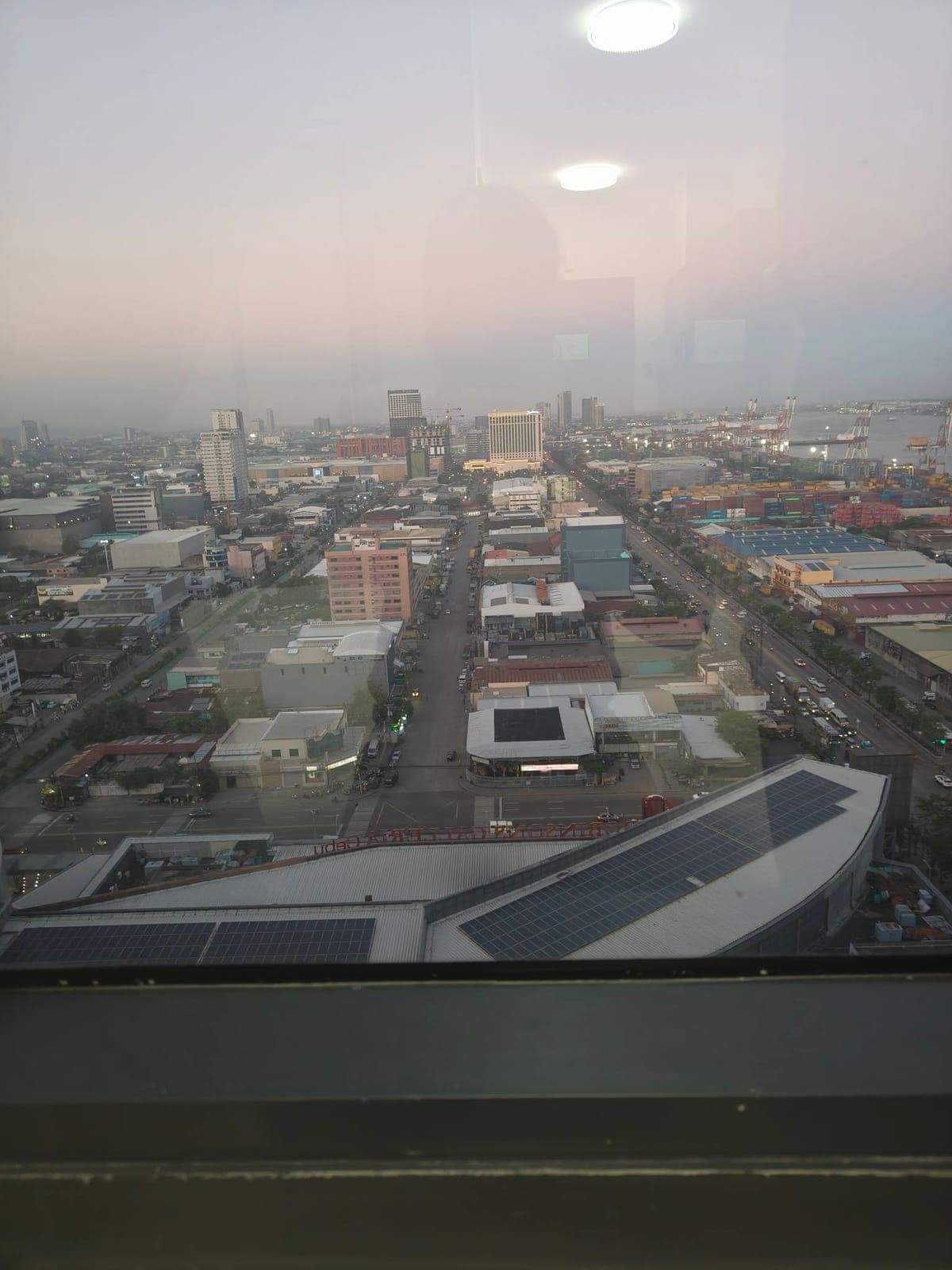 FOR RENT: FULLY FURNISHED STUDIO UNIT in Robinsons Galleria Residences! - photo 2