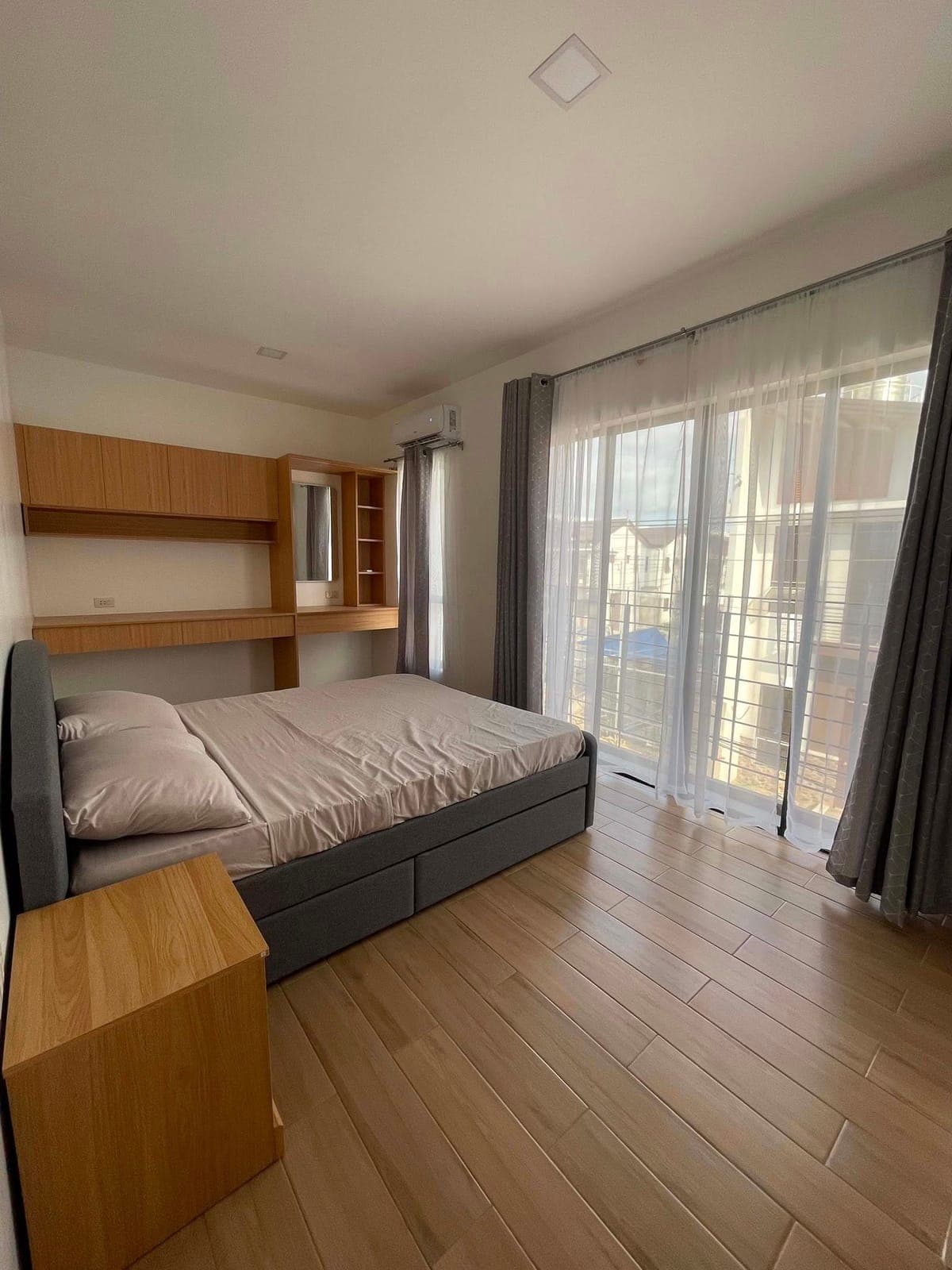 FOR RENT STA MONICA TISA - photo 1