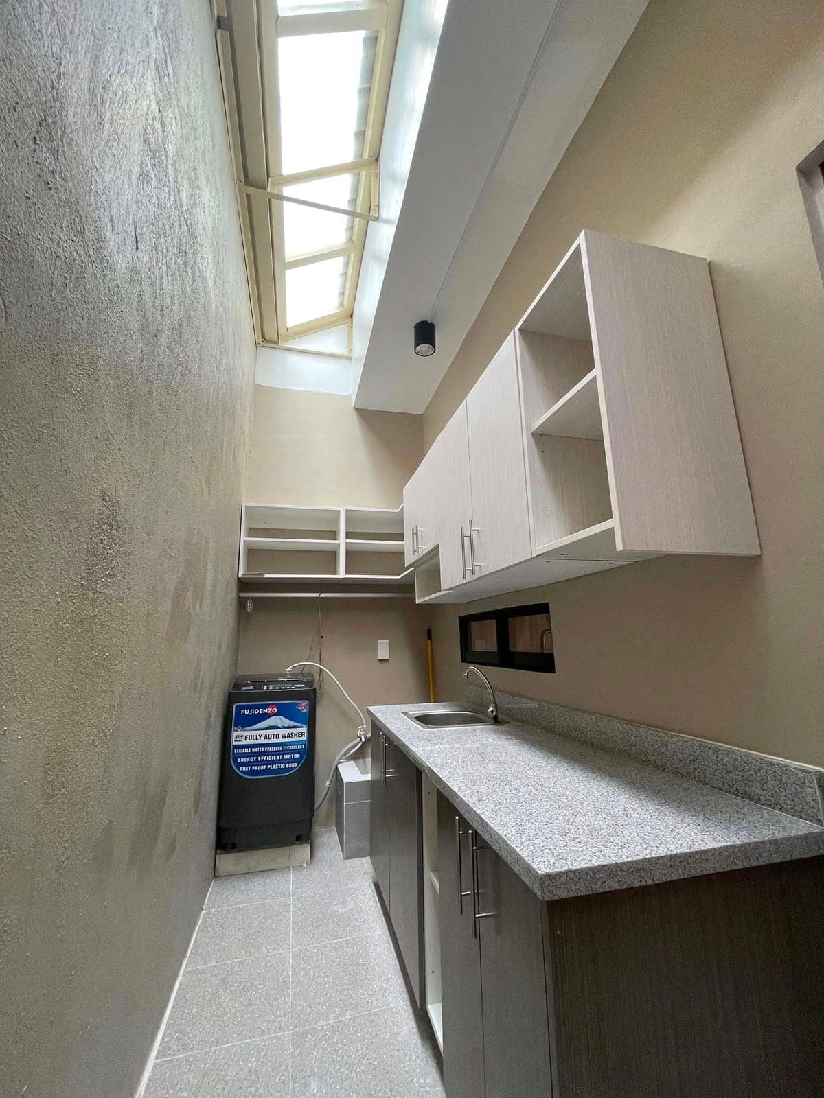 FOR RENT STA MONICA TISA - photo 5