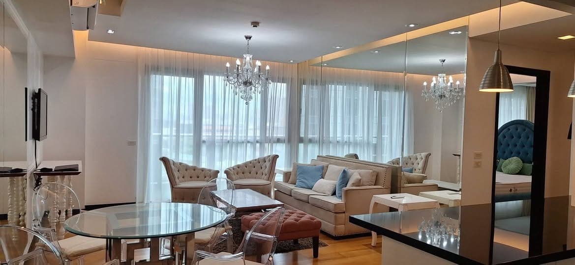 East Tower One Serendra BGC - photo 1