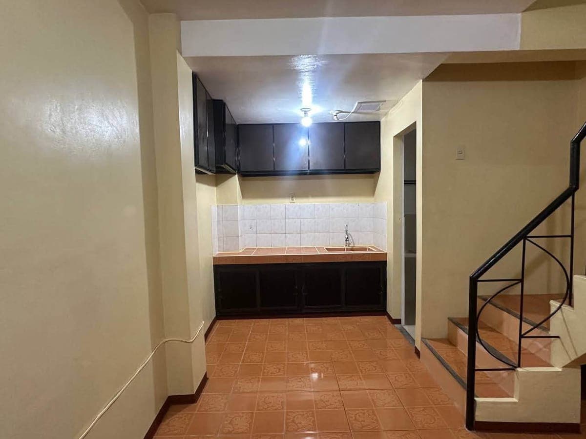 APARTMENT FOR RENT - photo 2