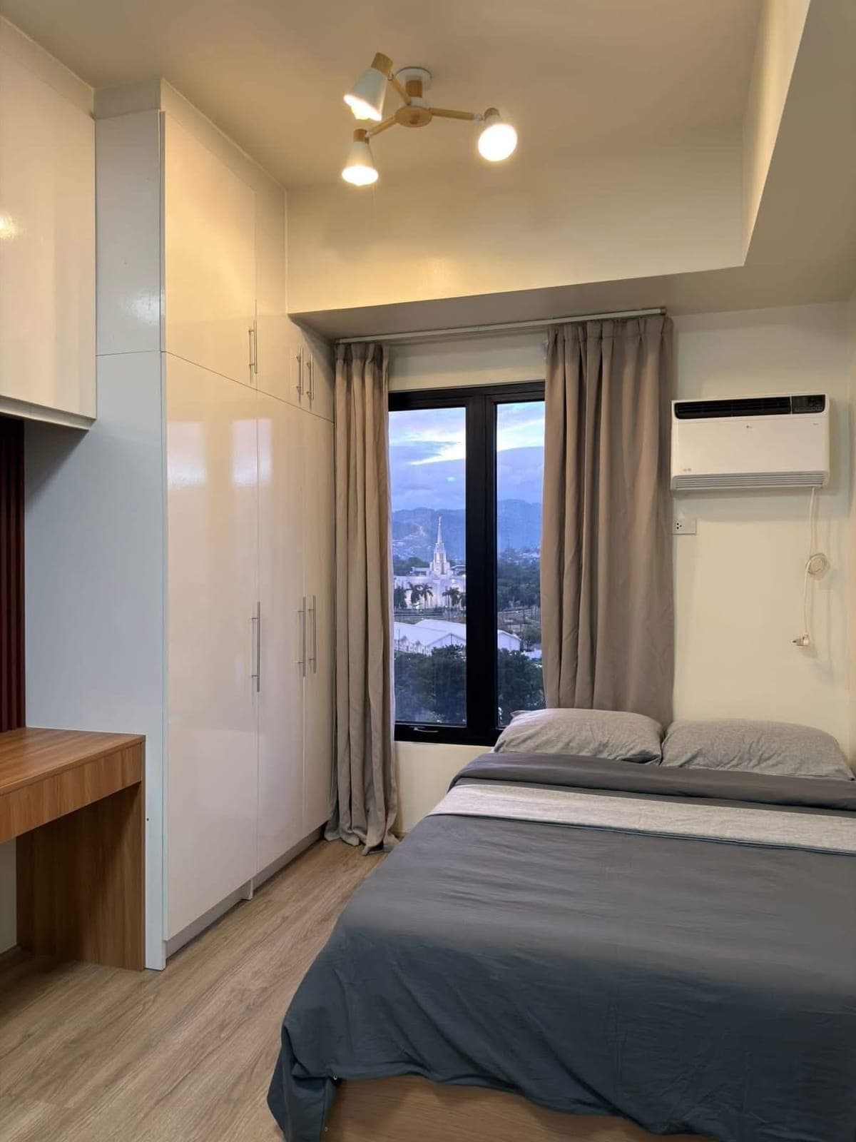 𝙁𝙊𝙍 𝙇𝙀𝘼𝙎𝙀: 𝙁𝙪𝙧𝙣𝙞𝙨𝙝𝙚𝙙 𝙎𝙩𝙪𝙙𝙞𝙤 𝙉𝙚𝙖𝙧 𝘾𝙚𝙗𝙪 𝙄𝙏 𝙋𝙖𝙧𝙠 - photo 4