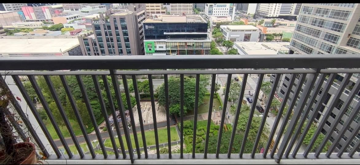FOR RENT - photo 4