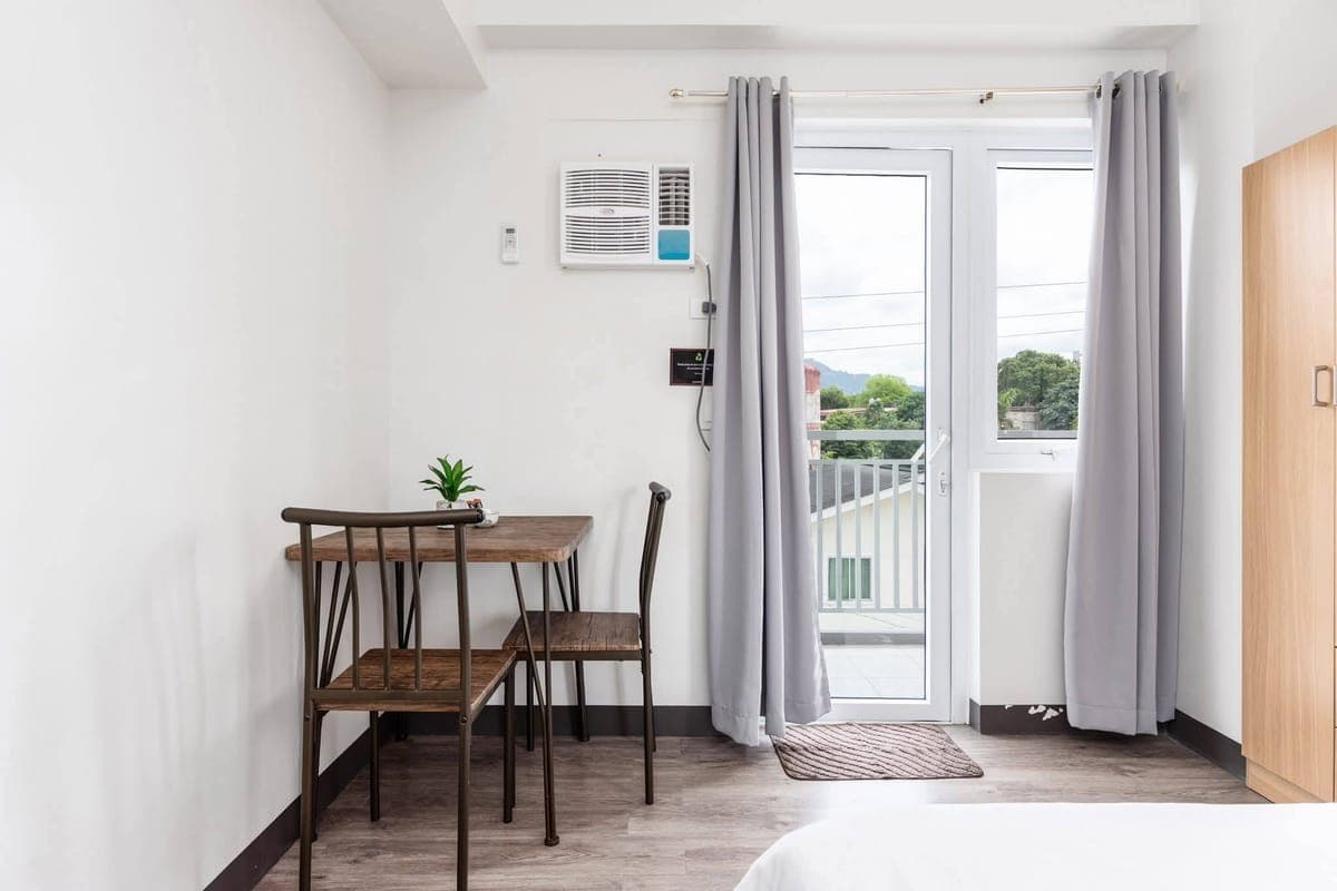 Furnished Studio w/ Balcony for Rent - photo 1