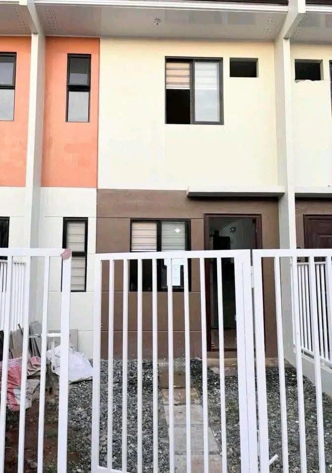 TOWNHOUSE FOR RENT ❗️ - photo 1