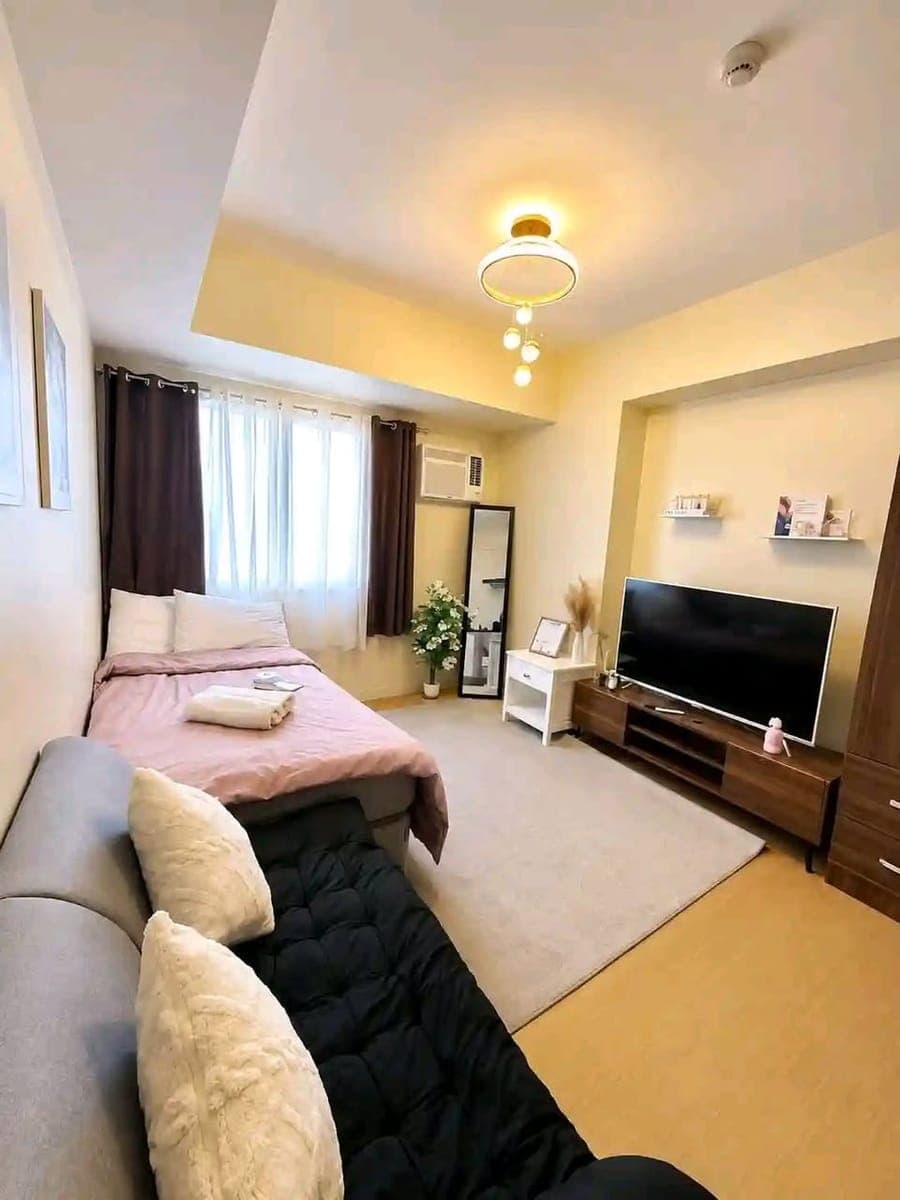 STUDIO CONDO FOR RENT - photo 1
