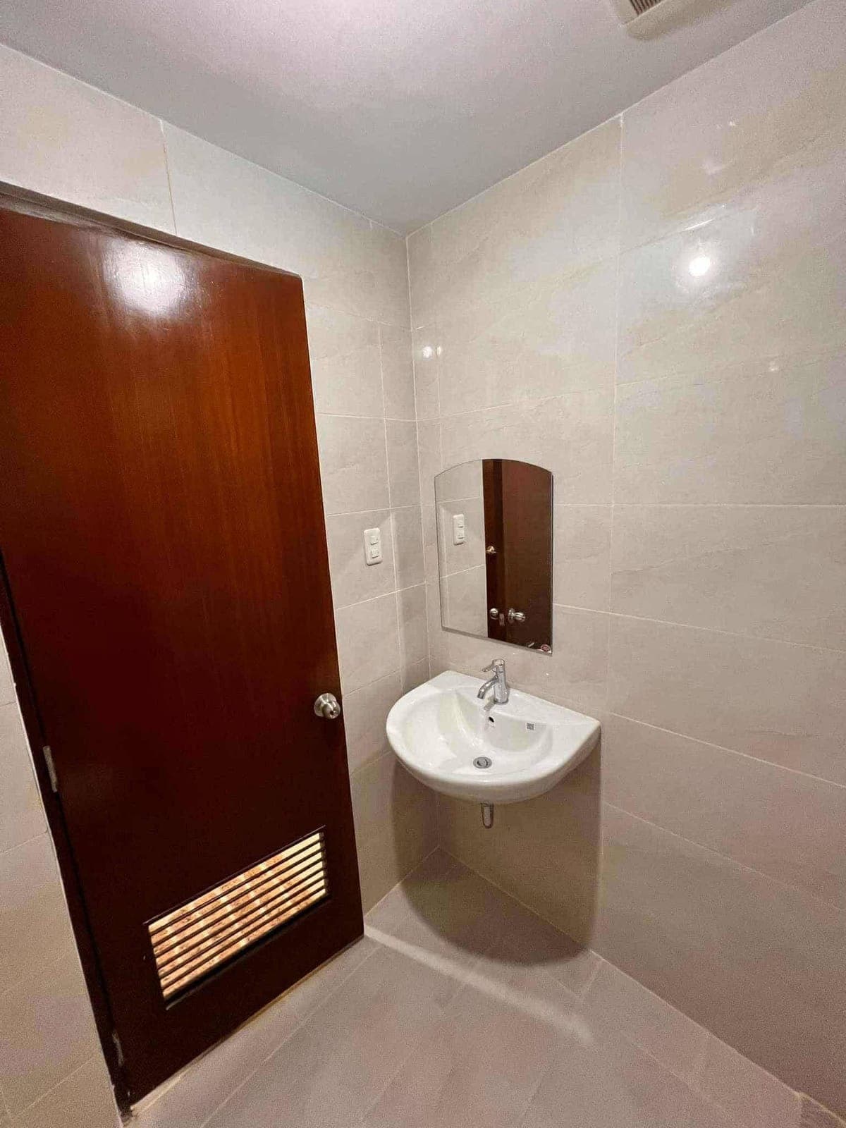 FOR RENT: Fully Furnished Studio Unit at Mivela Garden Residences - photo 5