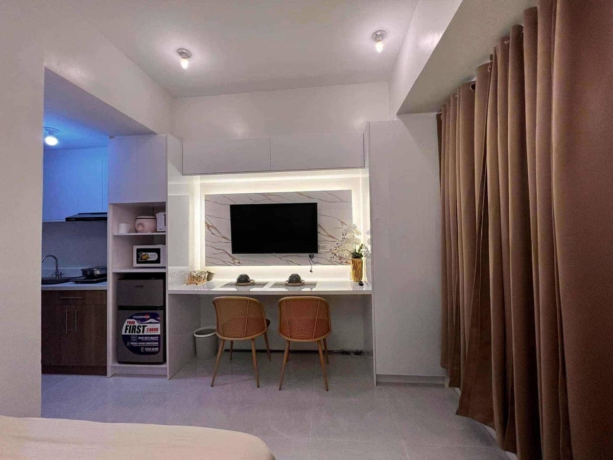 FOR RENT: Fully Furnished Studio Unit at Mivela Garden Residences - photo 8