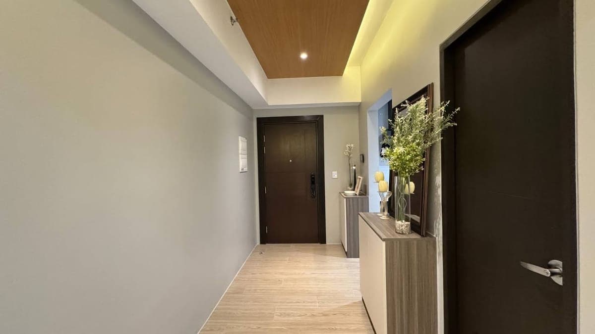 FOR LEASE: Uptown Arts Residences Studio Unit (41.5 sqm) - photo 2