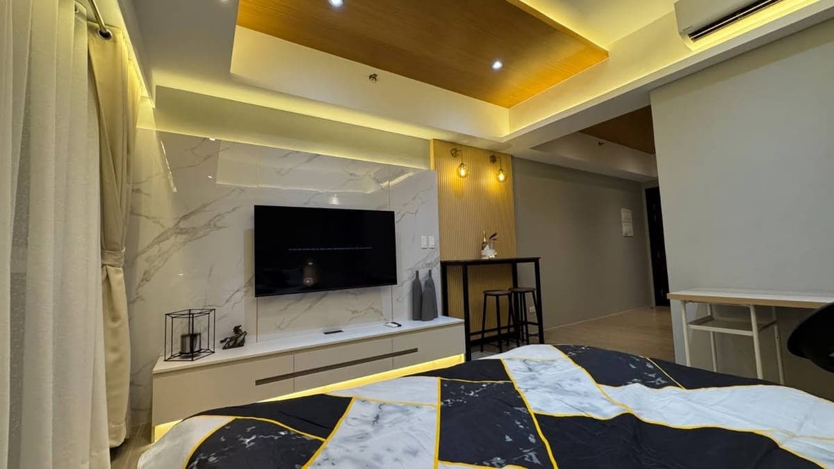 FOR LEASE: Uptown Arts Residences Studio Unit (41.5 sqm) - photo 4
