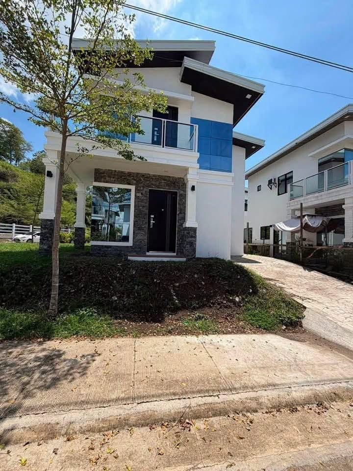 Rent this brand new Ignatius Enclave house🏡 - photo 2