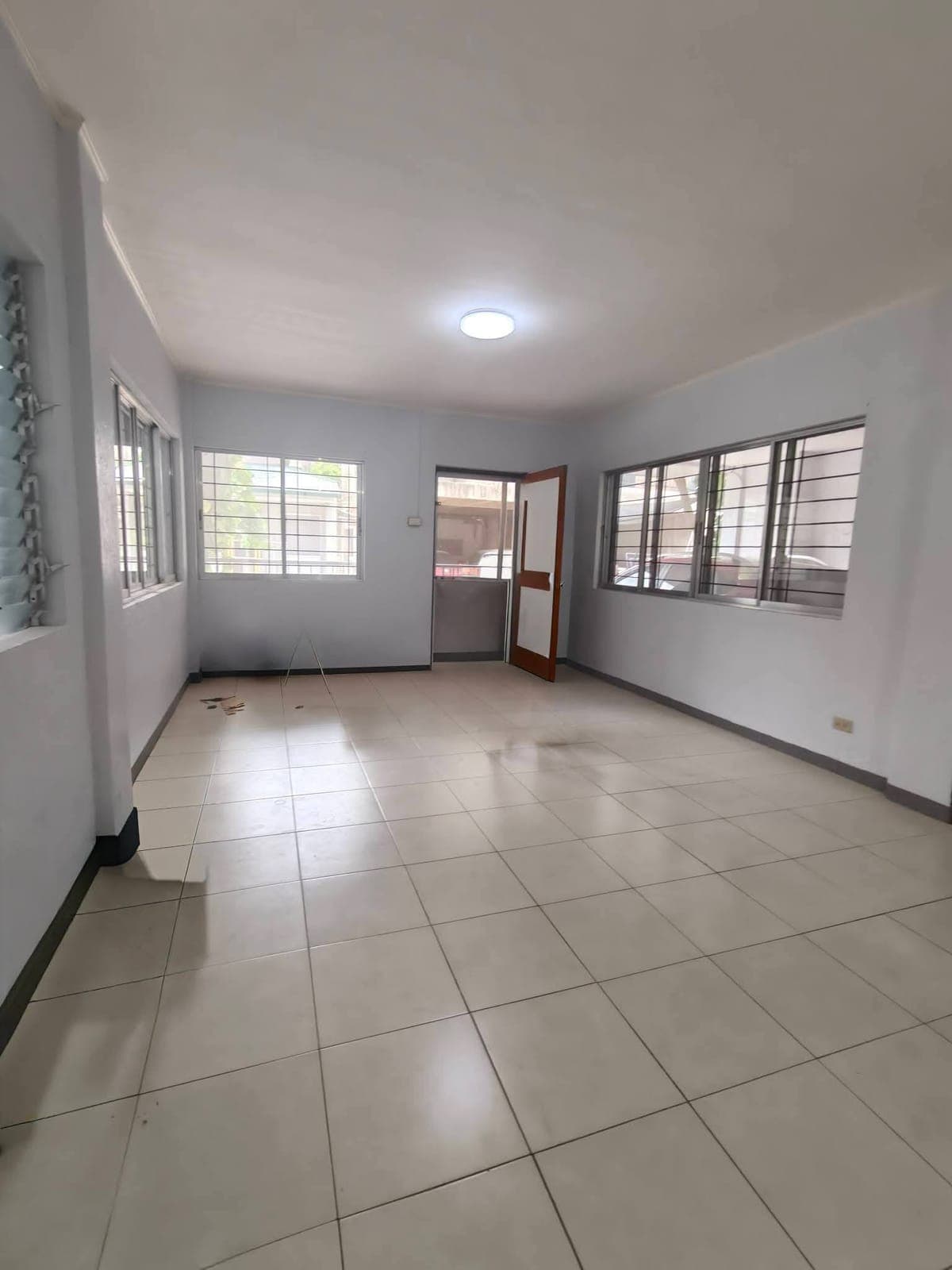 🏡HOUSE FOR RENT in BANAWA Cebu city - photo 9