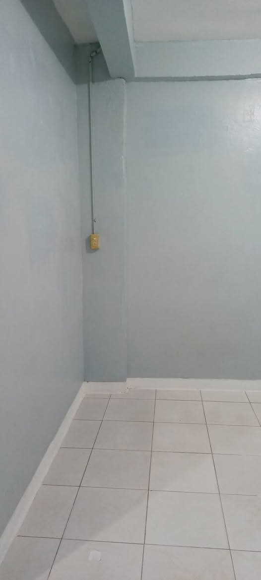 Room for Rent - photo 3