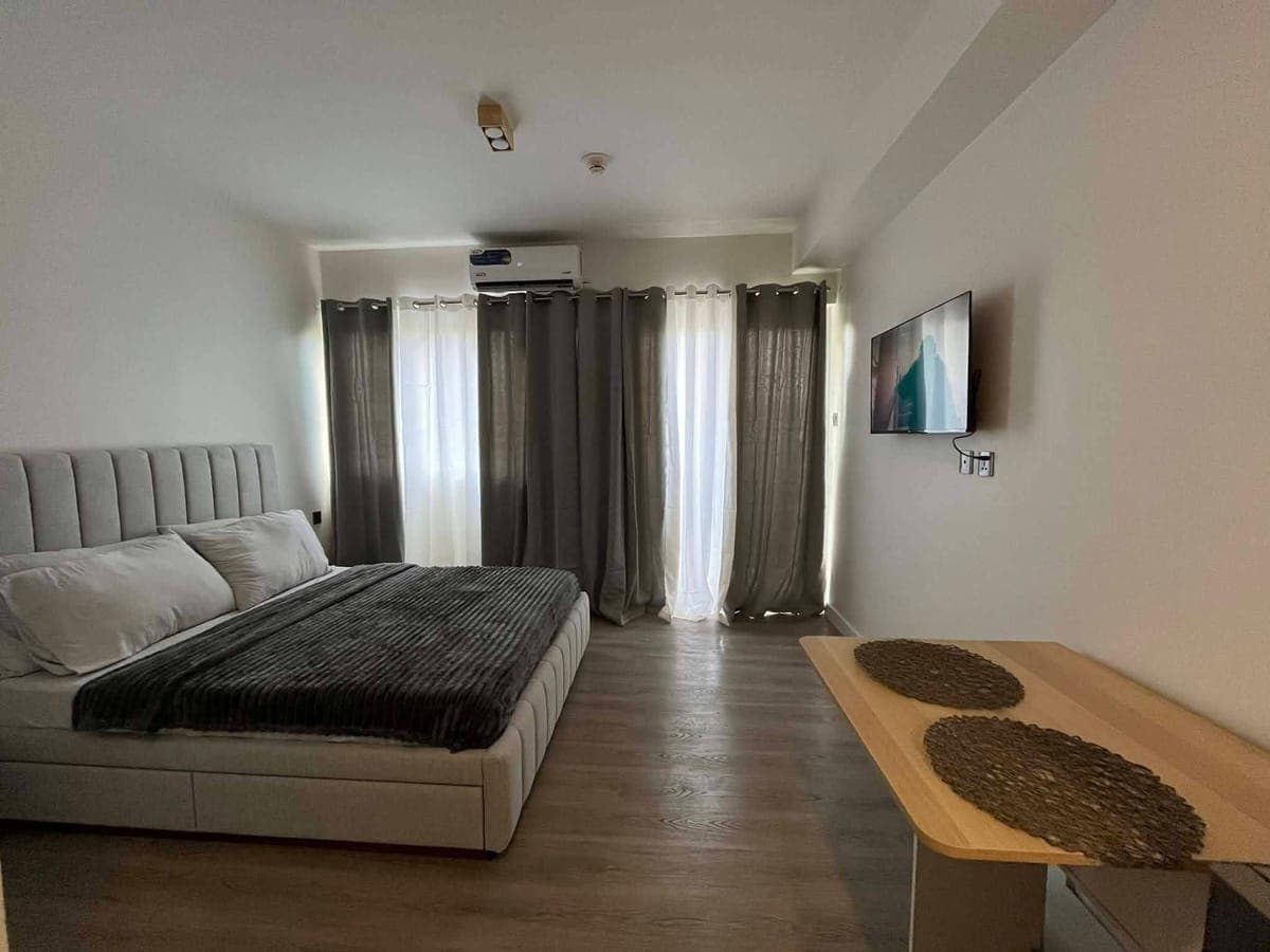 Experience modern comfort in Lawaan II, Talisay City. Cebu. This studio unit is meticulously furnish... - photo 6