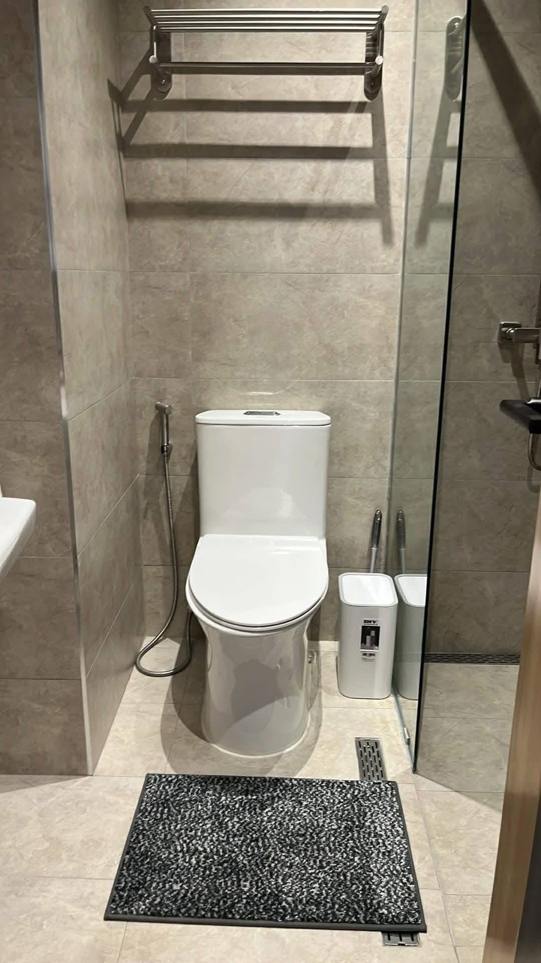 Experience modern comfort in Lawaan II, Talisay City. Cebu. This studio unit is meticulously furnish... - photo 9