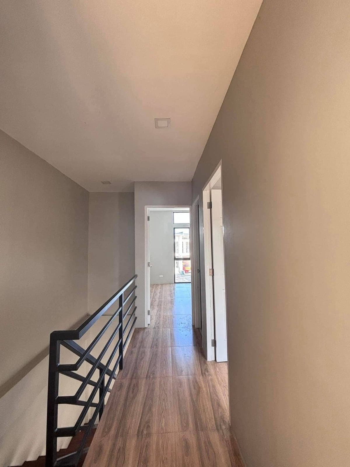 📣FOR RENT TOWNHOUSE in South Verdana📣 - photo 1