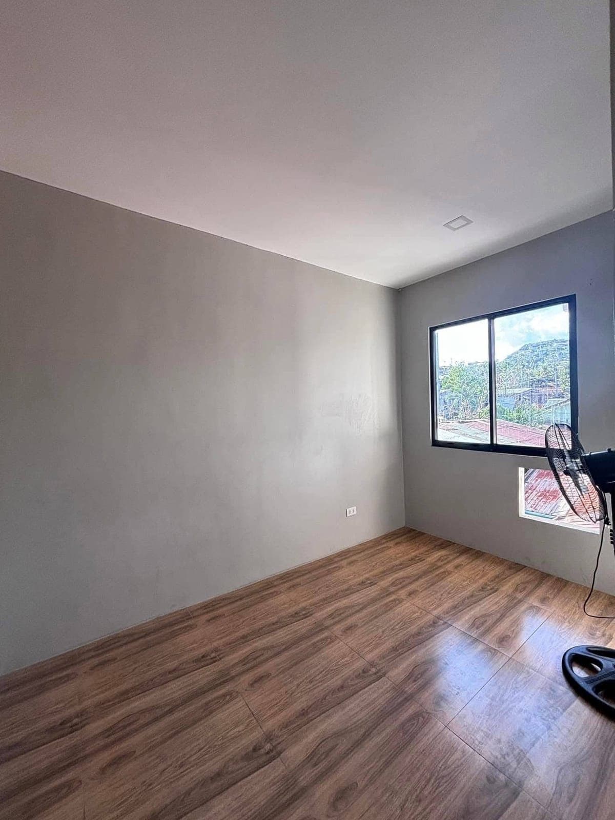 📣FOR RENT TOWNHOUSE in South Verdana📣 - photo 4