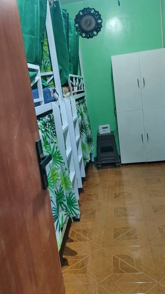 FEMALE BEDSPACE AVAILABLE!💁💁 - photo 2