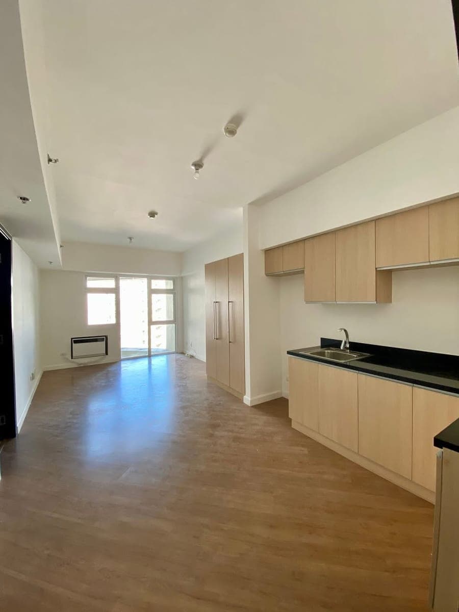 🏙️ STUDIO CONDO FOR RENT – Arca South, Taguig 🏙️ - photo 2