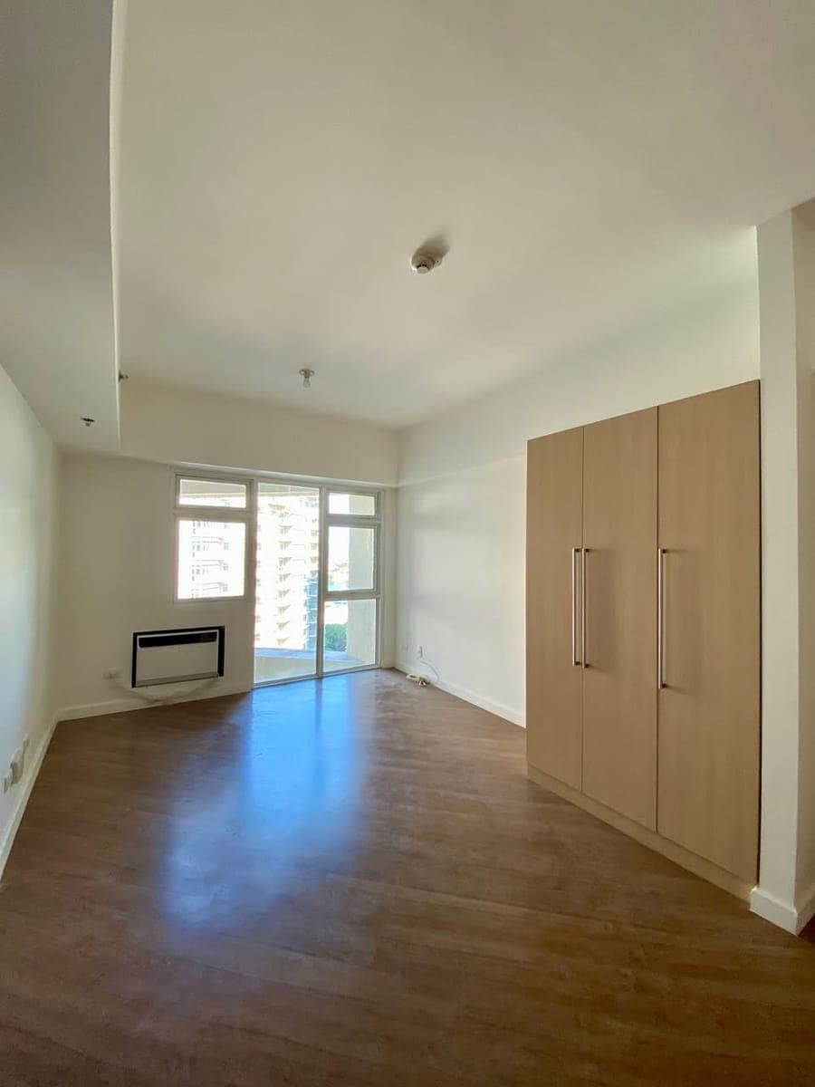 🏙️ STUDIO CONDO FOR RENT – Arca South, Taguig 🏙️ - photo 4