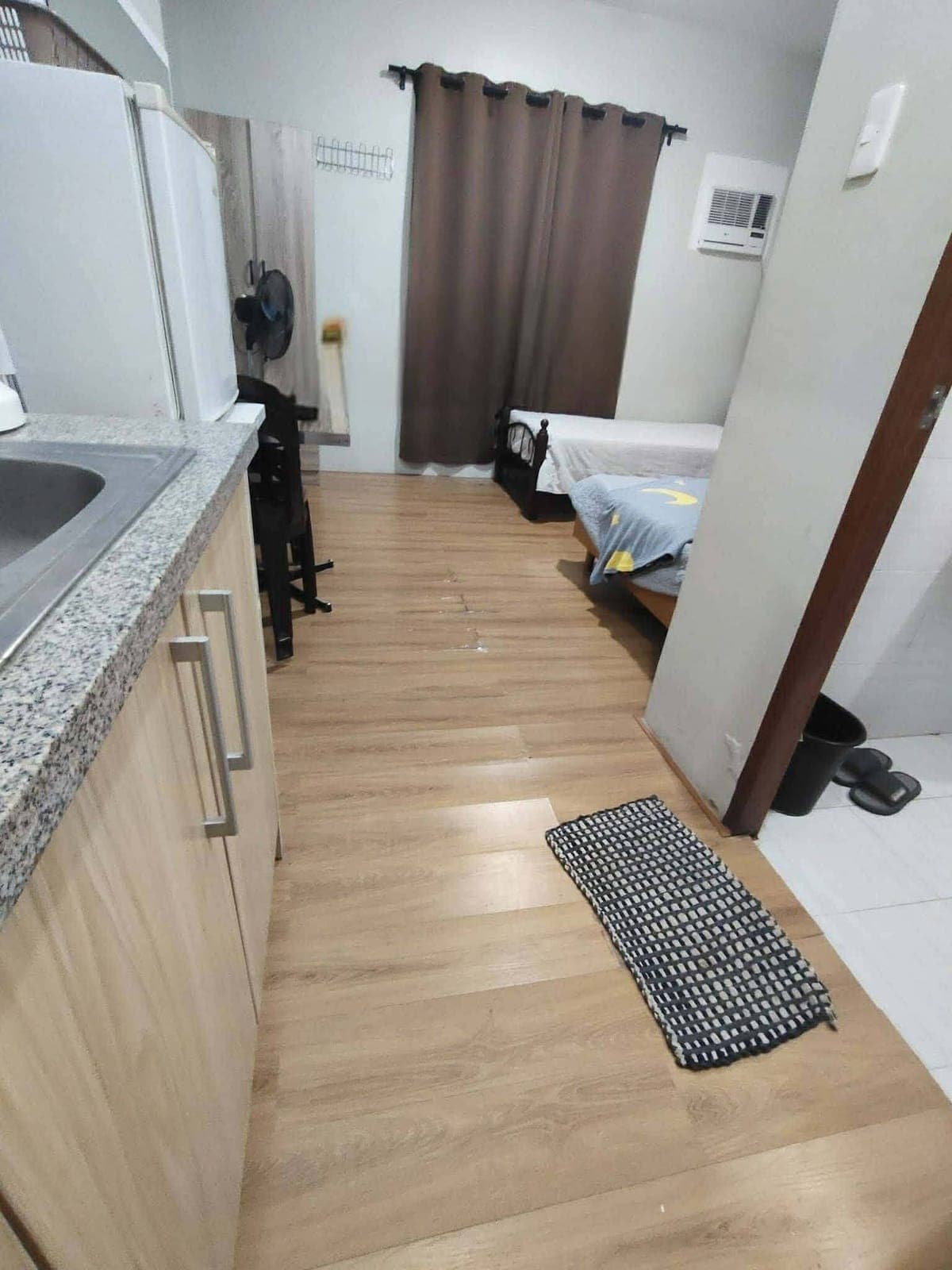 FOR RENT – Fully Furnished Studio - photo 2