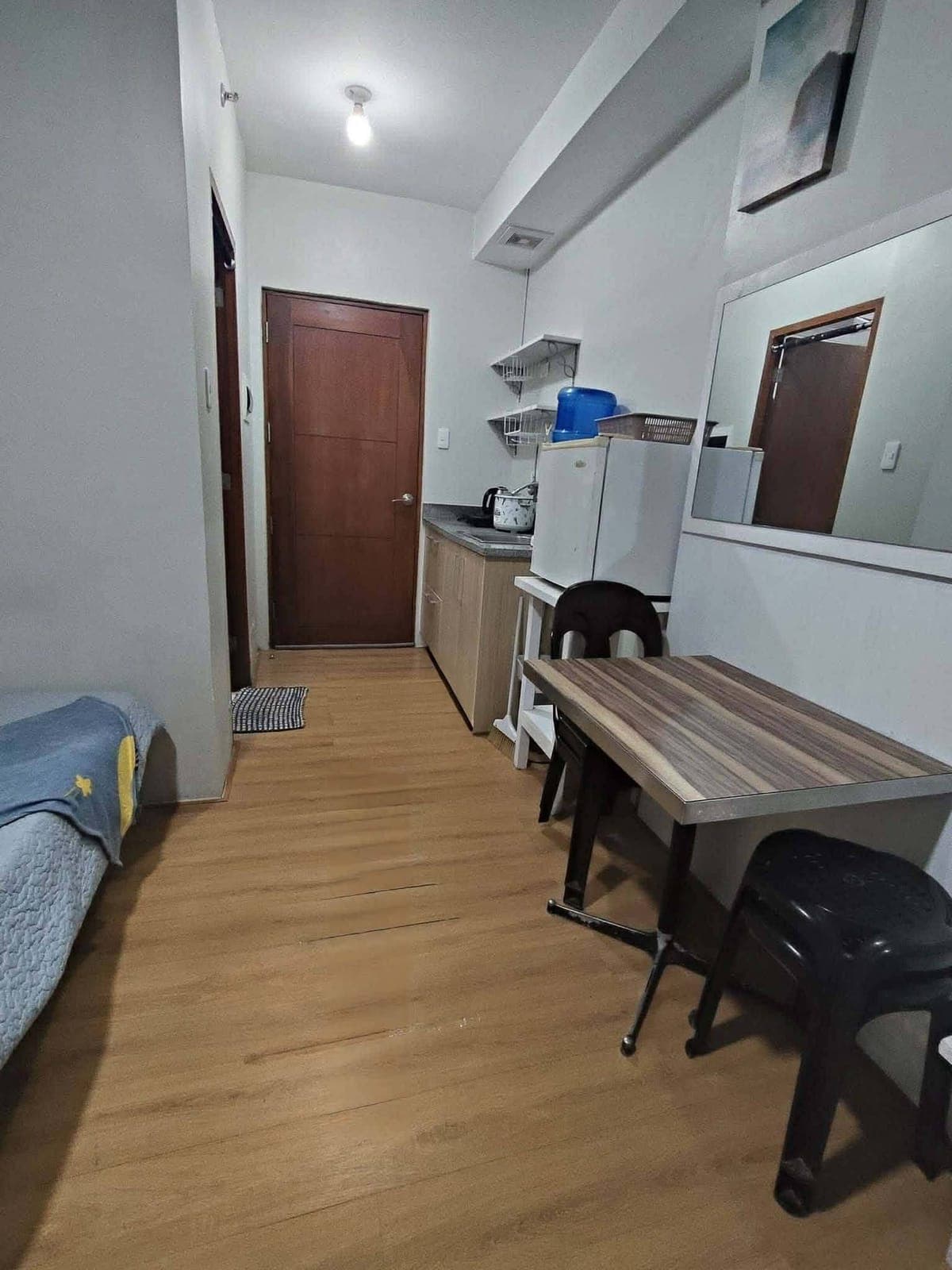 FOR RENT – Fully Furnished Studio - photo 3