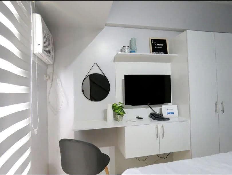 🔹Studio Unit Condo For Rent inside Cebu IT Park - photo 1