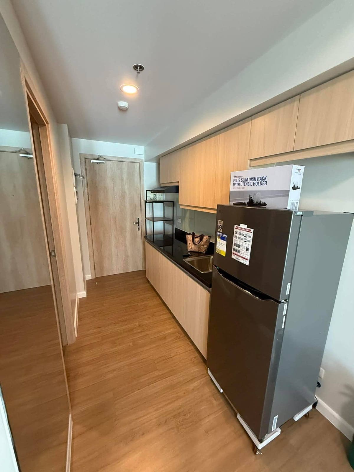 ✨ DL - FOR RENT: BRAND NEW UNIT ✨ - photo 5