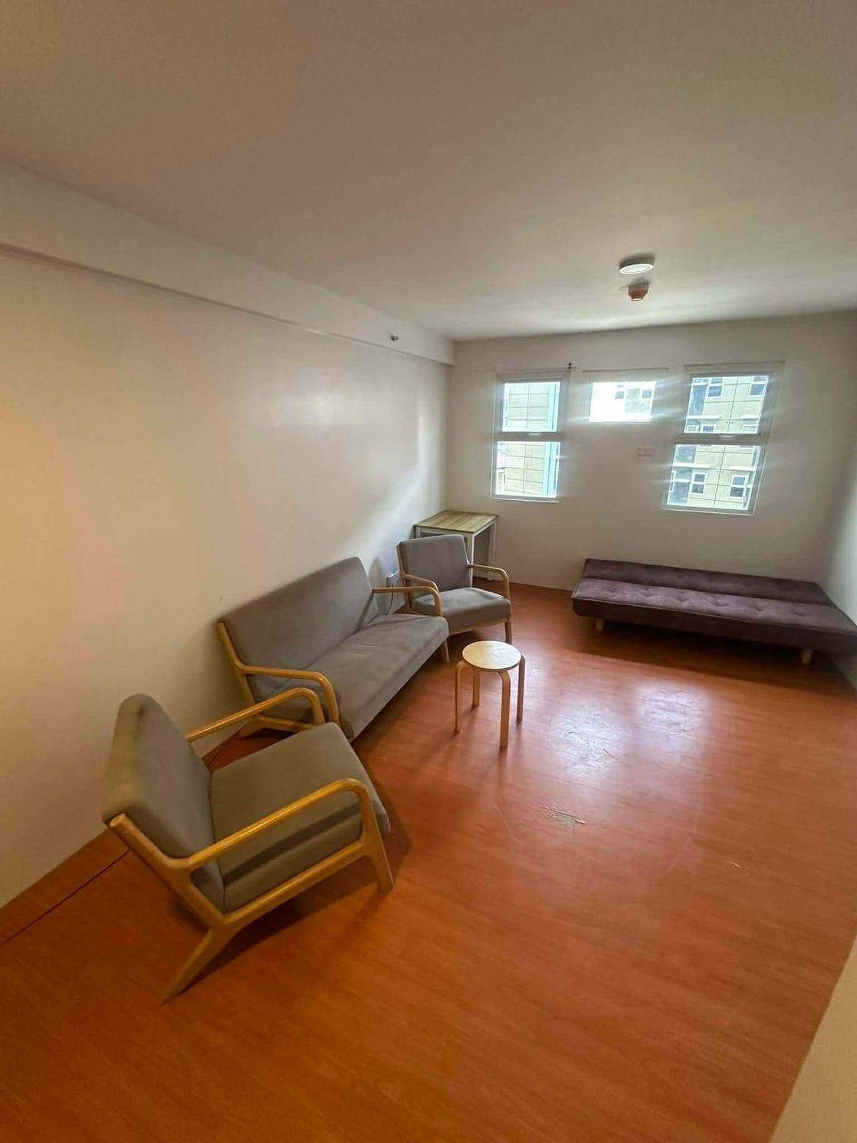 Study smart, live smarter!Kapoy na ug layo nga commute? Say no moreUNIPLACE AVAILABLE STUDIO UNIT FO... - photo 3