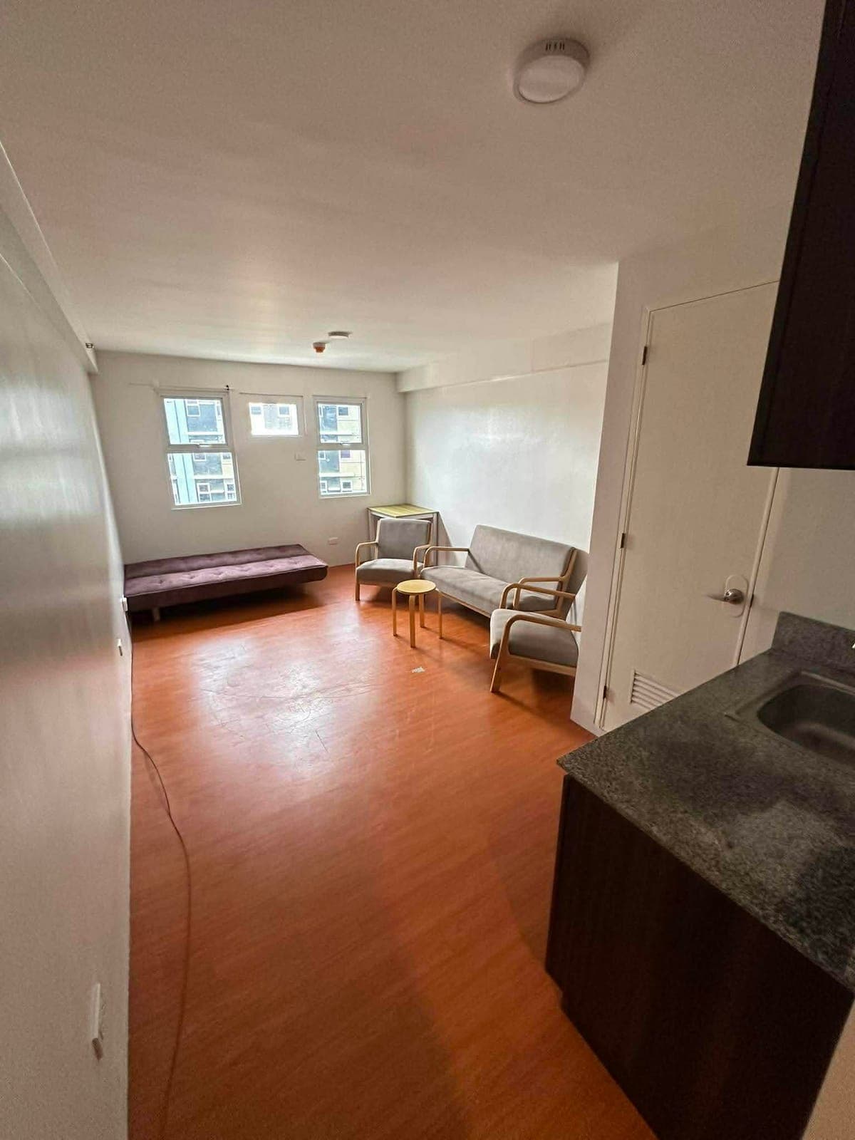 Study smart, live smarter!Kapoy na ug layo nga commute? Say no moreUNIPLACE AVAILABLE STUDIO UNIT FO... - photo 6