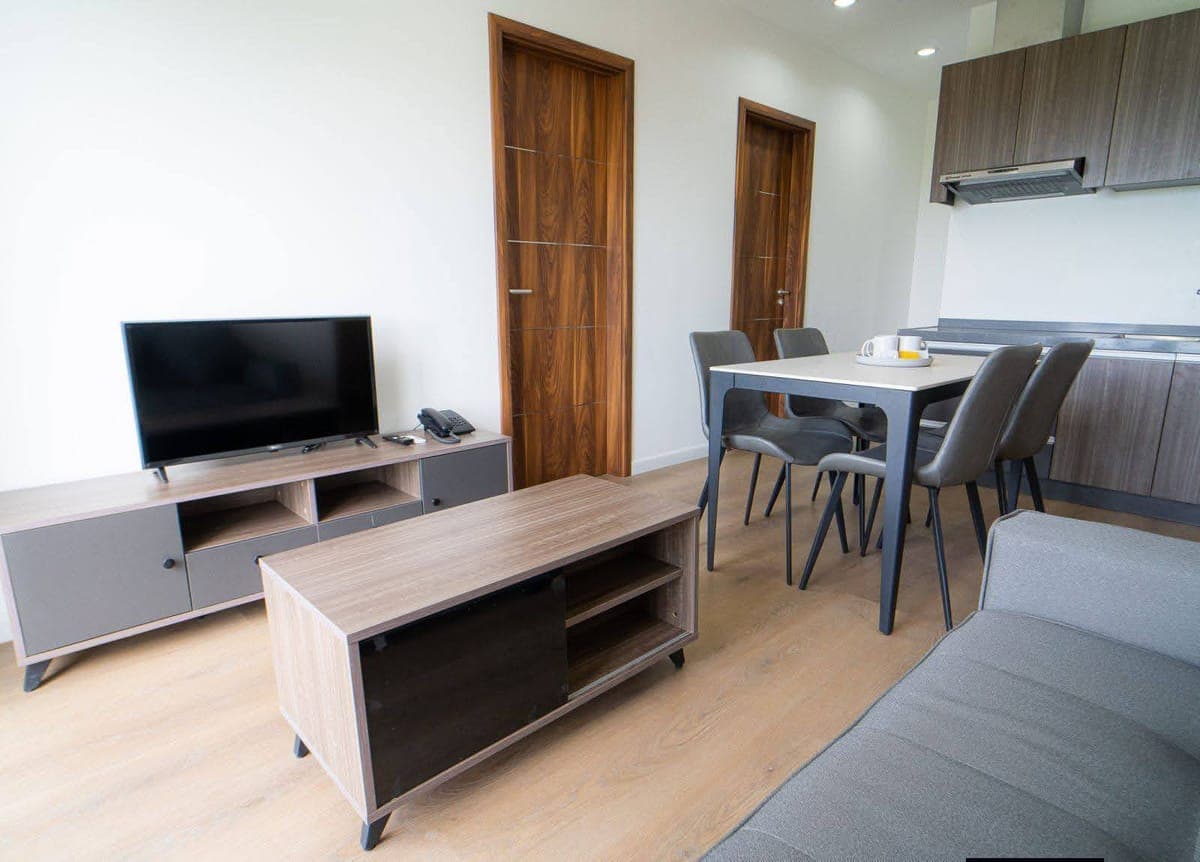 FURNISHED 2 BEDROOMS RESIDENCES FOR RENT IN MACTAN - photo 1