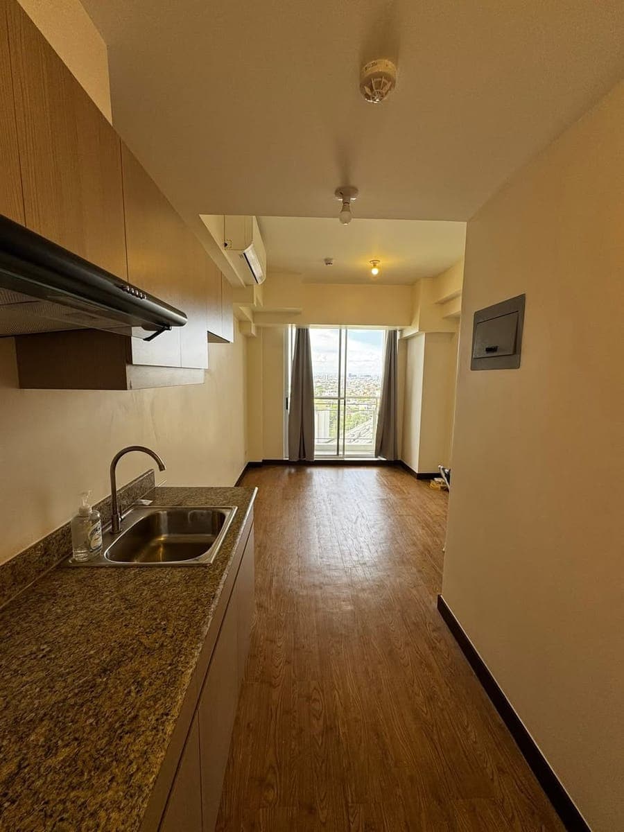 🏙️ FOR RENT – 1 Bedroom Unit with Parking at Soraya, Allegra Garden🌿 - photo 1