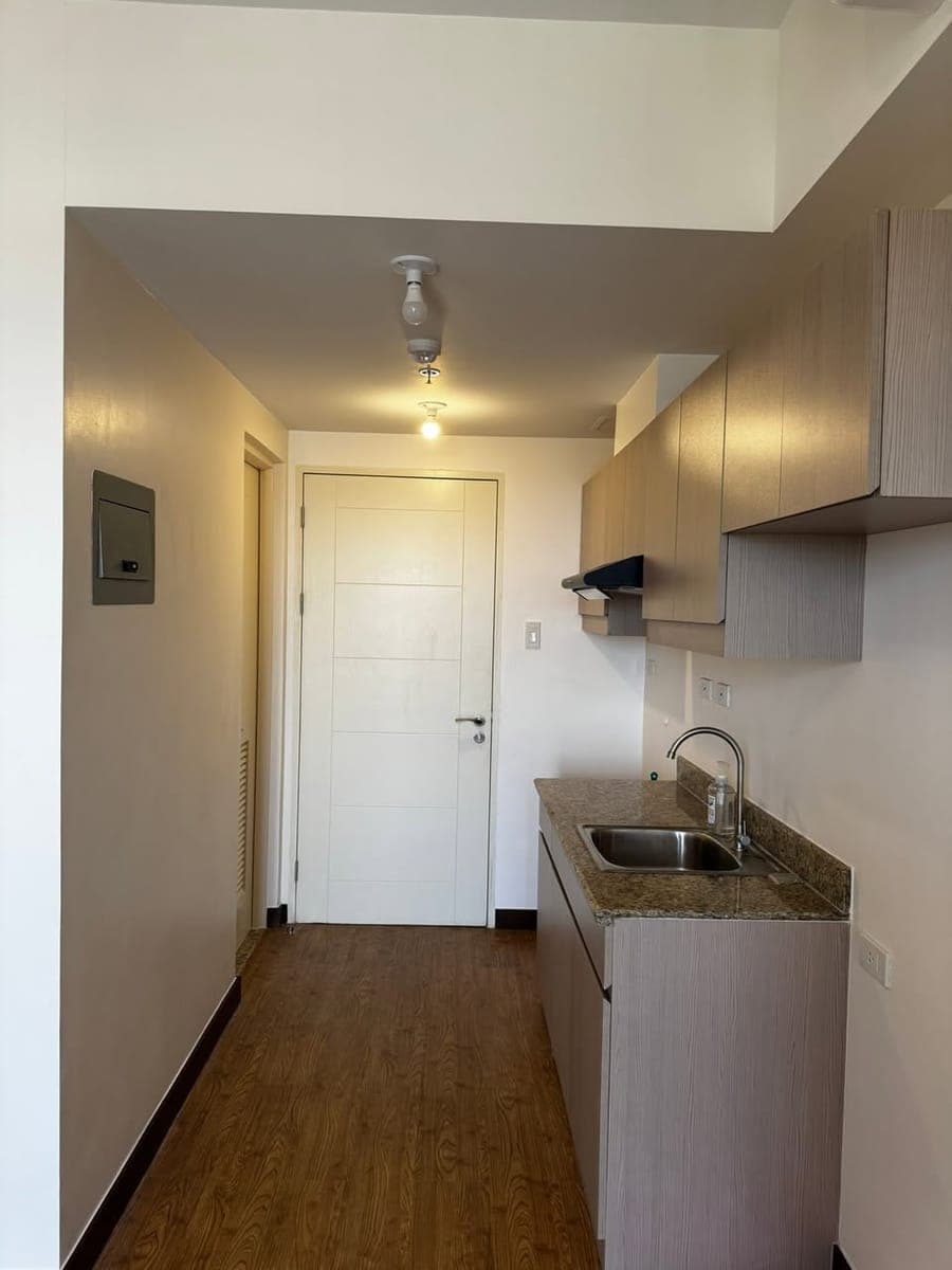 🏙️ FOR RENT – 1 Bedroom Unit with Parking at Soraya, Allegra Garden🌿 - photo 2