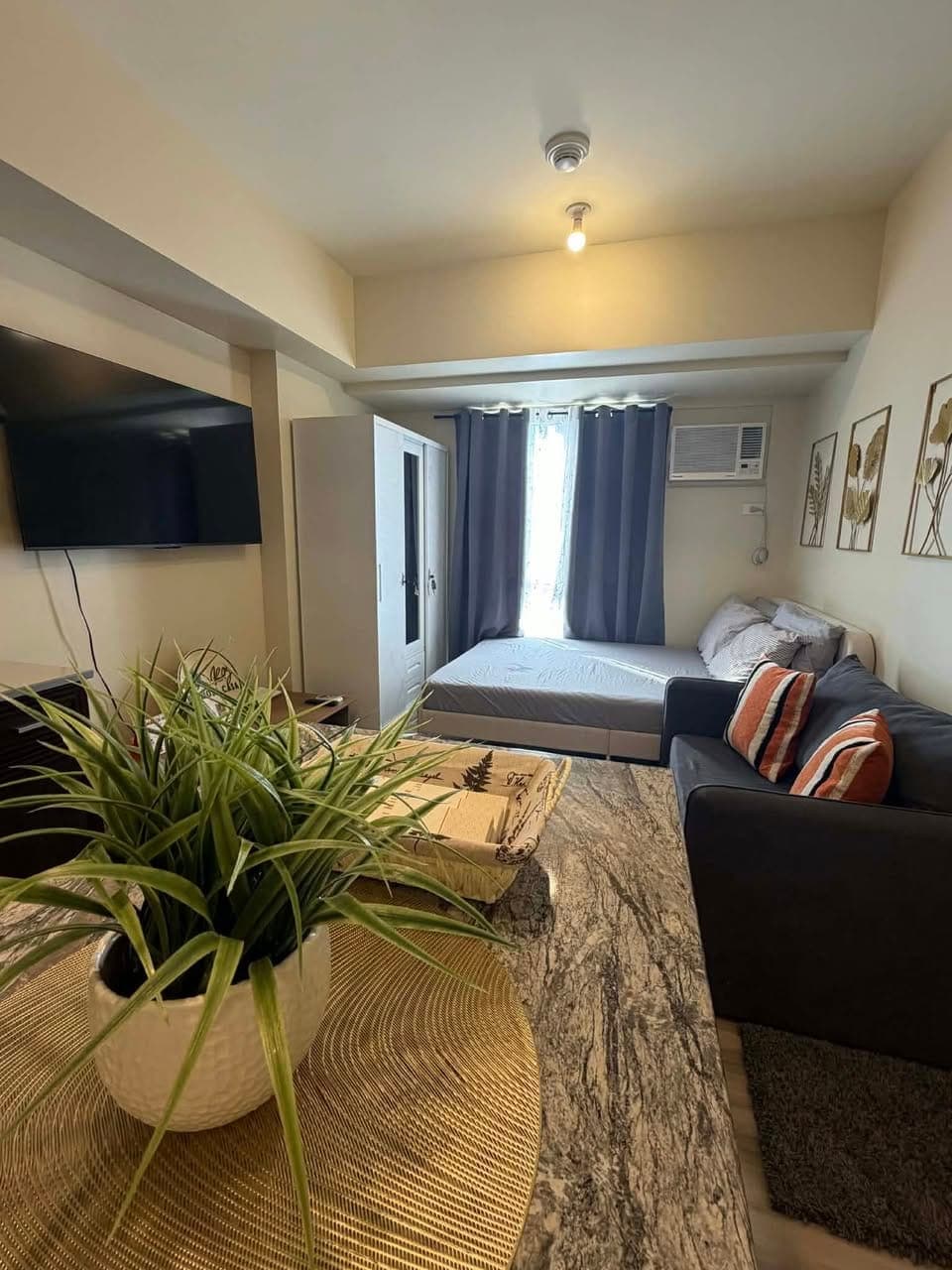 For Rent: Fully Furnished Studio at Avida Riala Tower 5 - photo 1