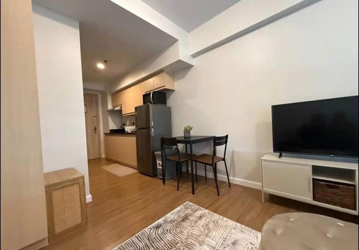 ✨FULLY FURNISHED STUDIO CONDO UNIT FOR RENT IN SOLINEA TOWER 4, CEBU BUSINESS PARK - photo 4