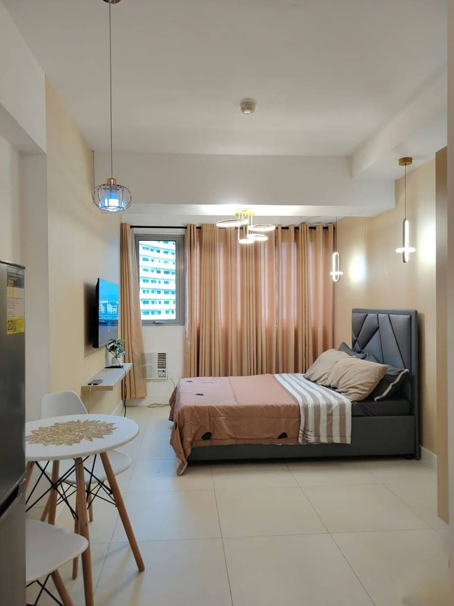 FOR RENT ‼️|STUDIO TYPE  with BALCONY - photo 1