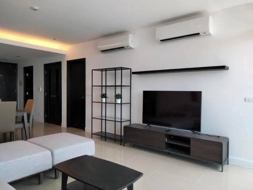 👋Condo Unit for lease! - photo 1