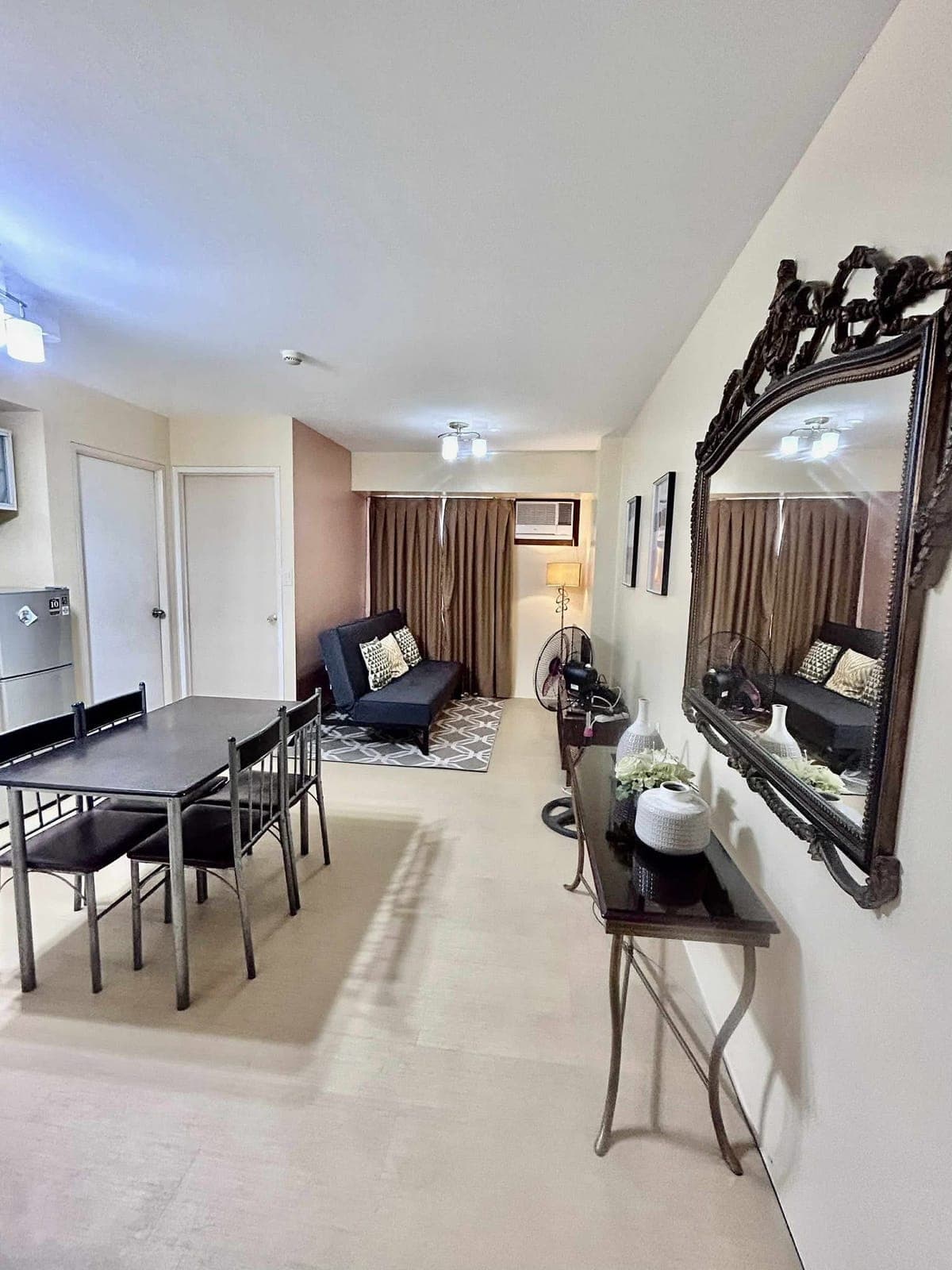 Fully Furnished 1 Bedroom Unit Avida Tower 2 - photo 3