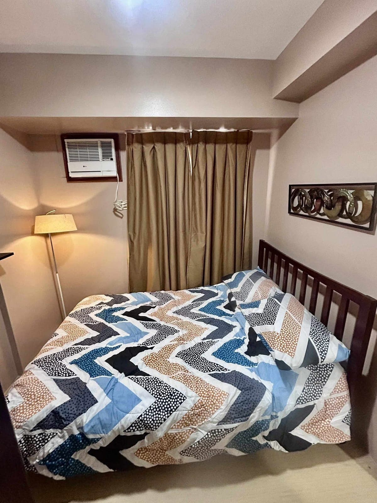 Fully Furnished 1 Bedroom Unit Avida Tower 2 - photo 8